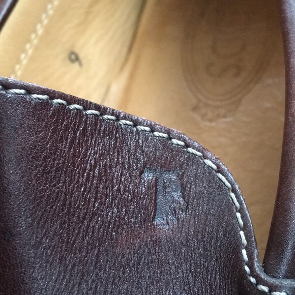 SALE! Pristine Tod’s Moccasins. - Picture 3 of 7